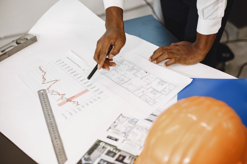 Why Construction Projects Fall Behind Schedule: 10 Common Causes - Project Management